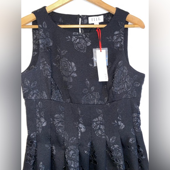 Floral Pleated Black Dress - Picture 6 of 6